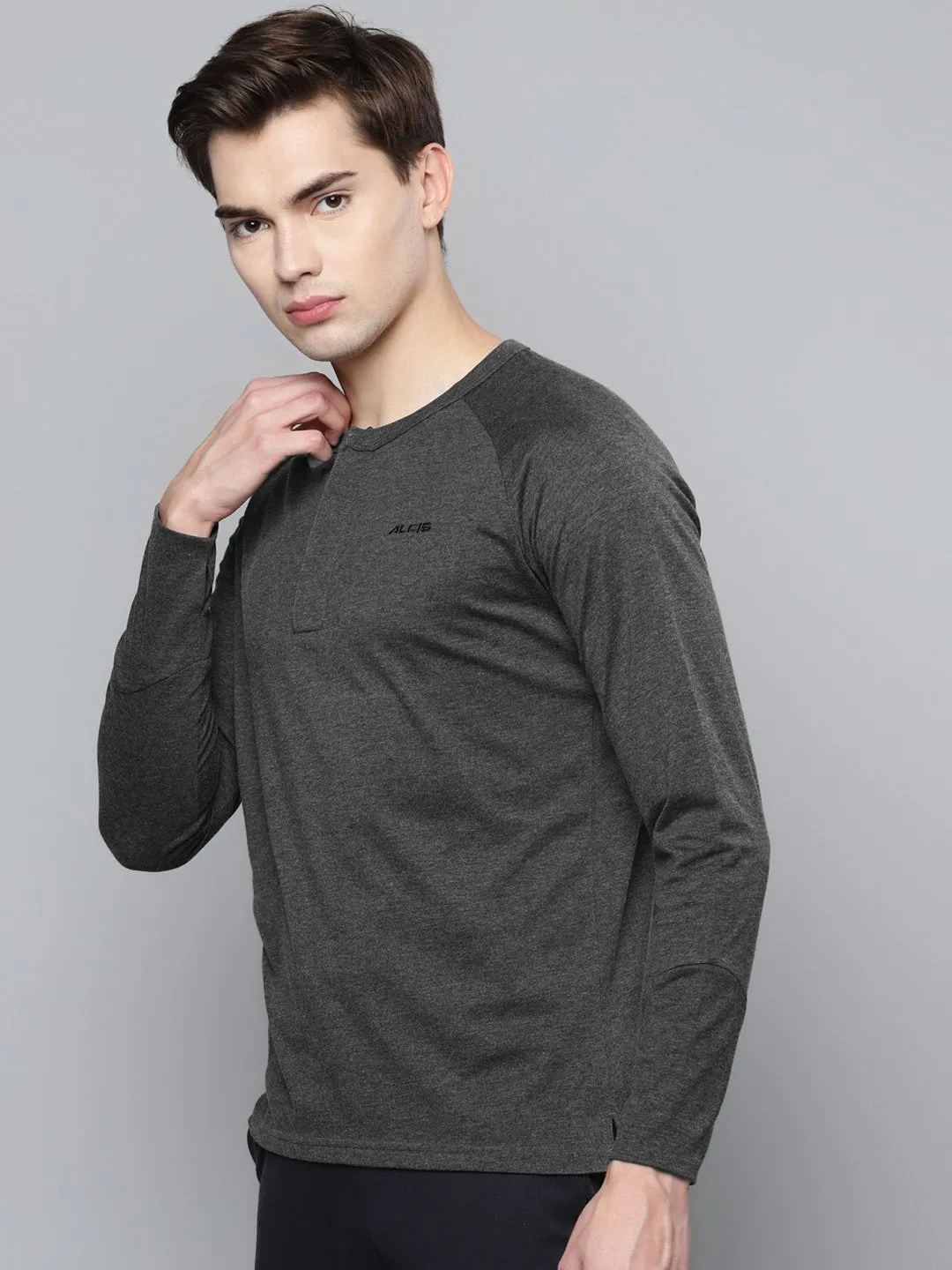 Alcis Men Charcoal Grey Solid T-shirt