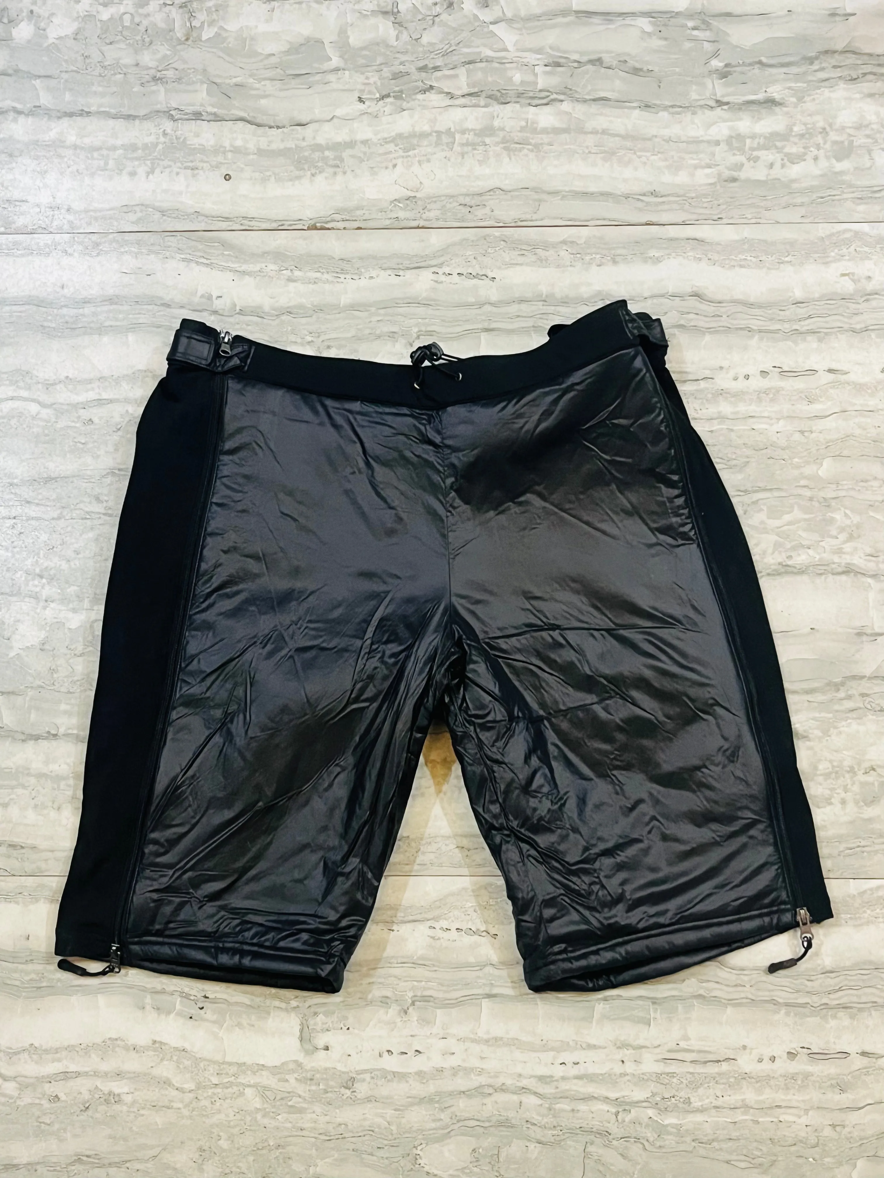 Crane Sports Shorts, 25 Pieces