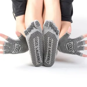 Non-slip Open Finger Yoga Sports Gloves Five Finger Yoga Socks Set, Size: One Size(Grey)