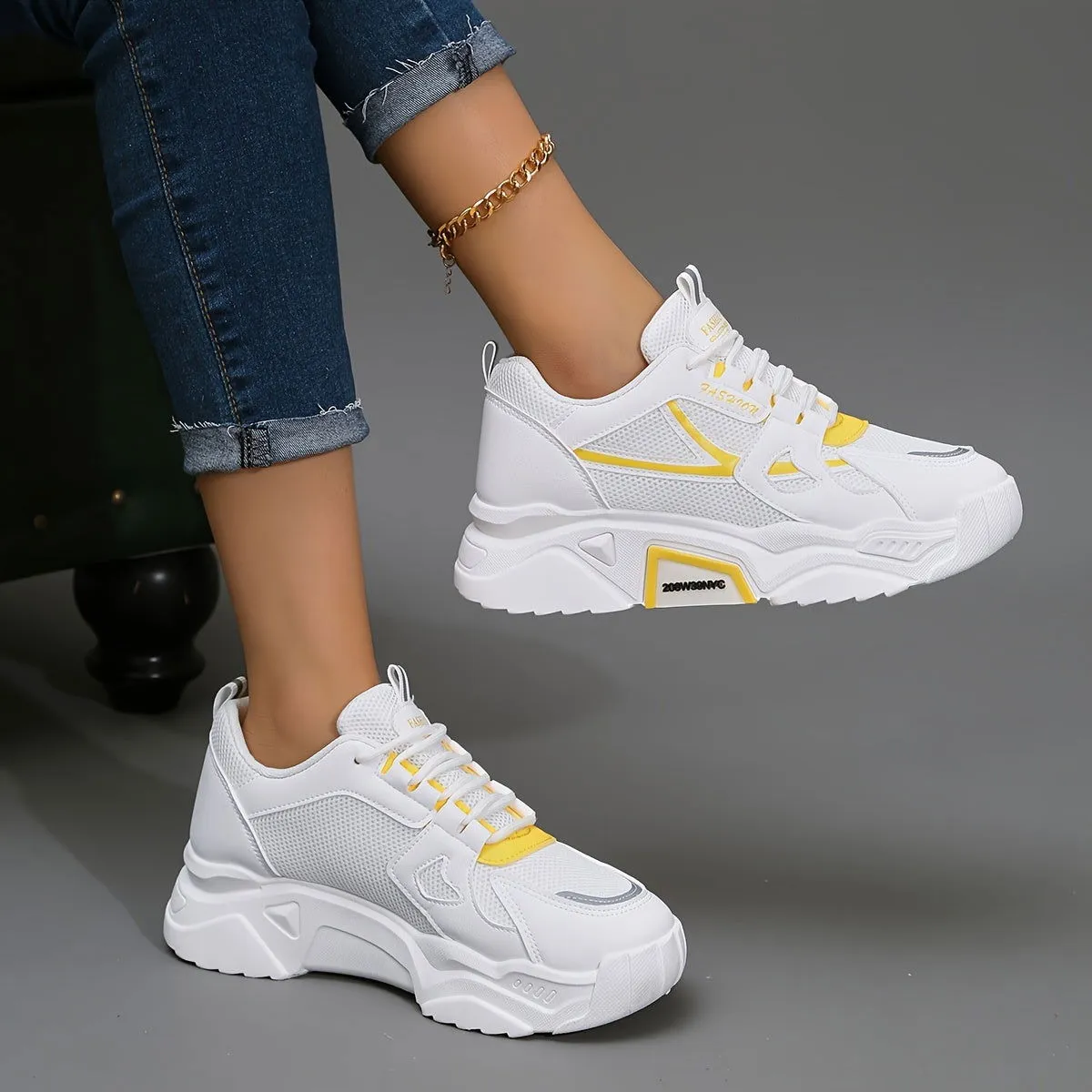 On-trend Lightweight Comfy Low-top Chunky Thick Sole Sneakers