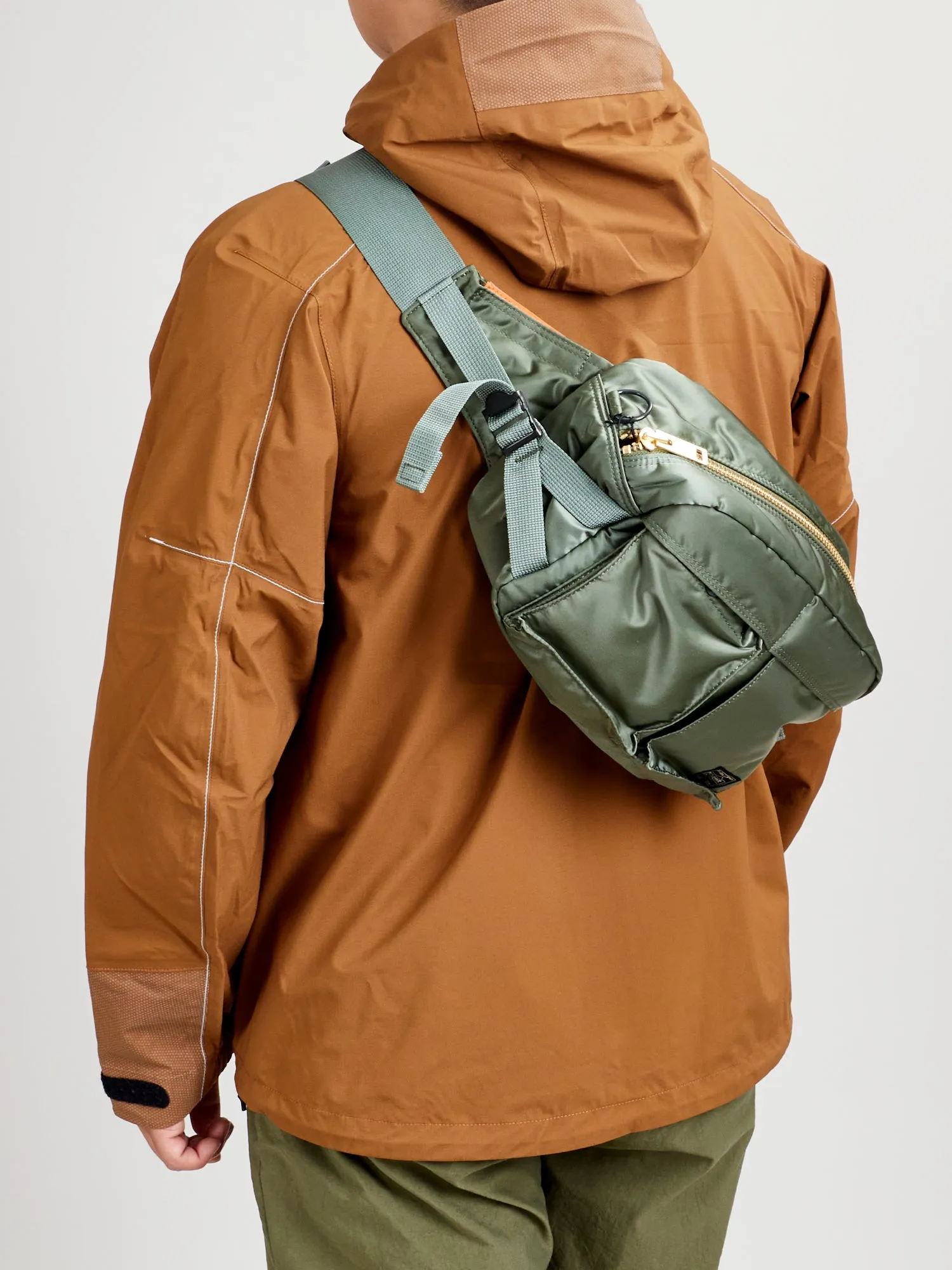 "Tanker" 2-Way Waist Bag in Sage Green