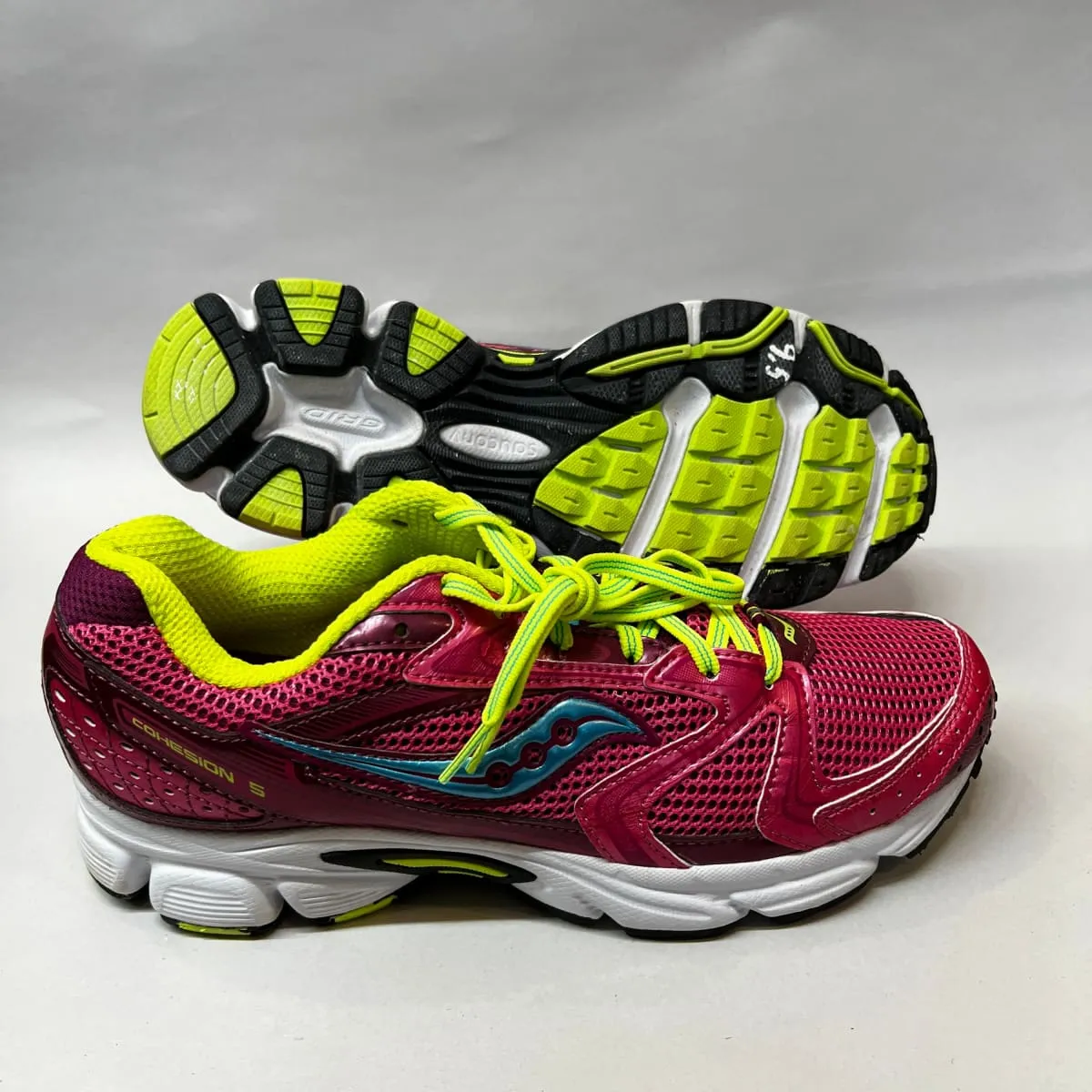 Saucony •Cohesion 5• Running Shoe • Pink/Citron•  - Preowned